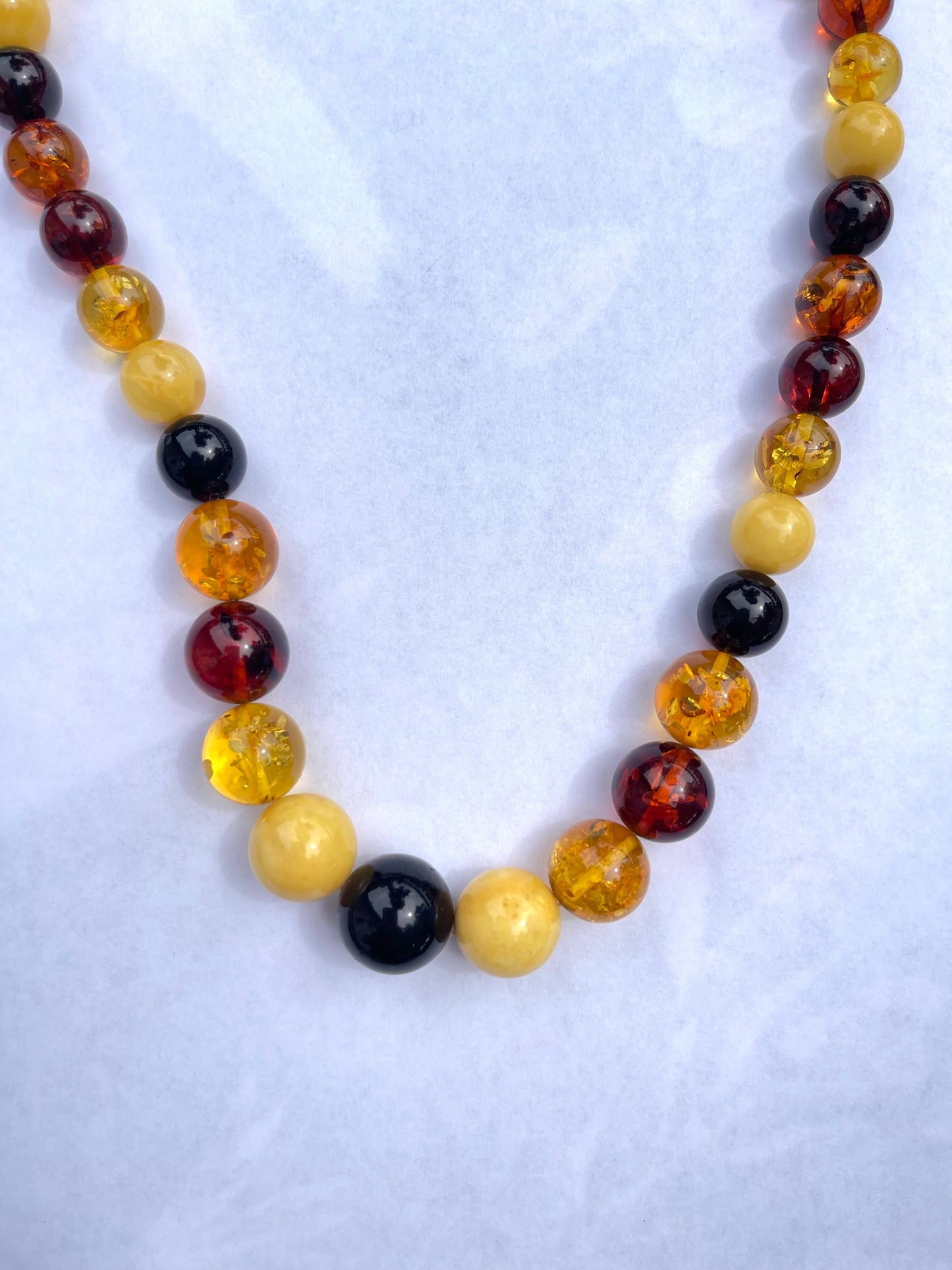 Multicolor Round Amber Necklace