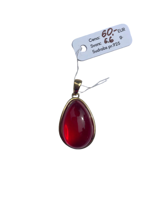Classic Amber Pendant