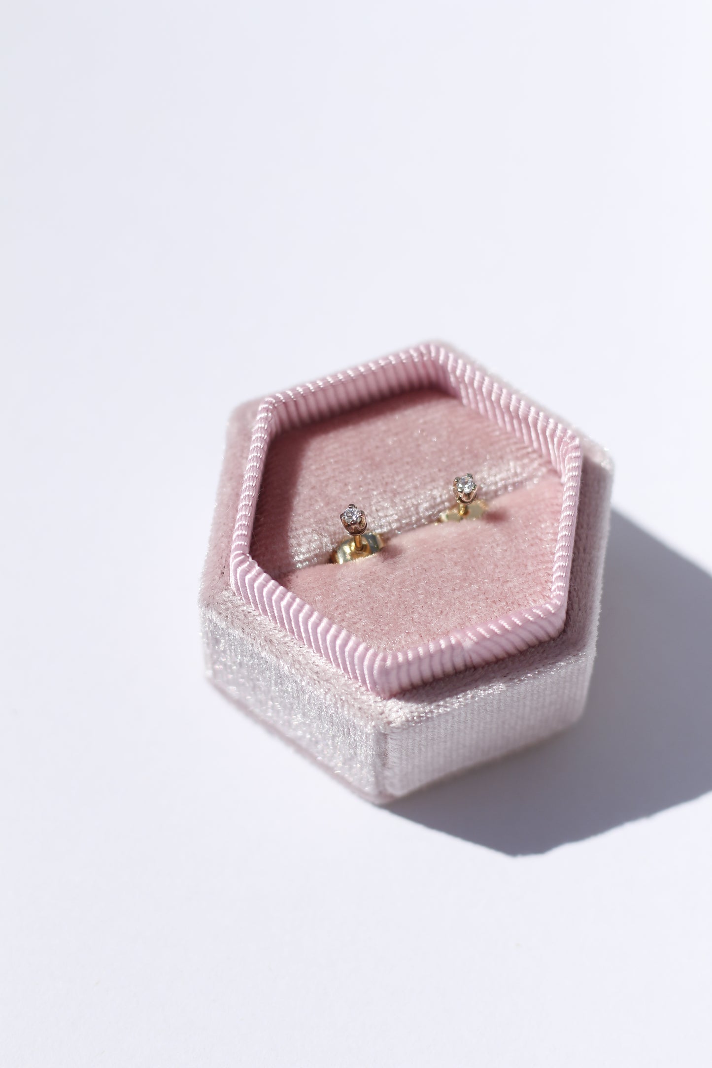 Minimal Diamond Studs 14K Solid Gold