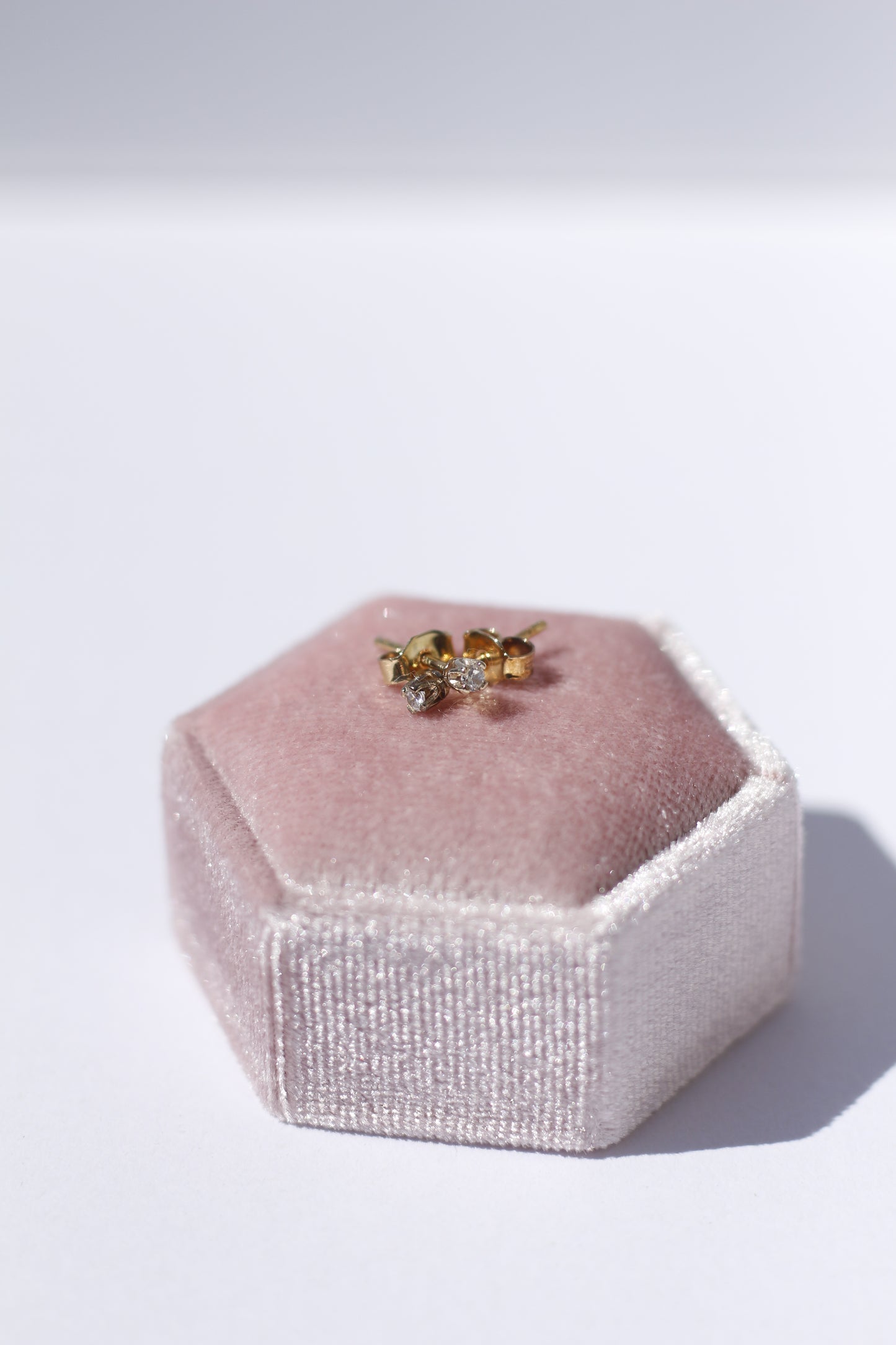 Minimal Diamond Studs 14K Solid Gold