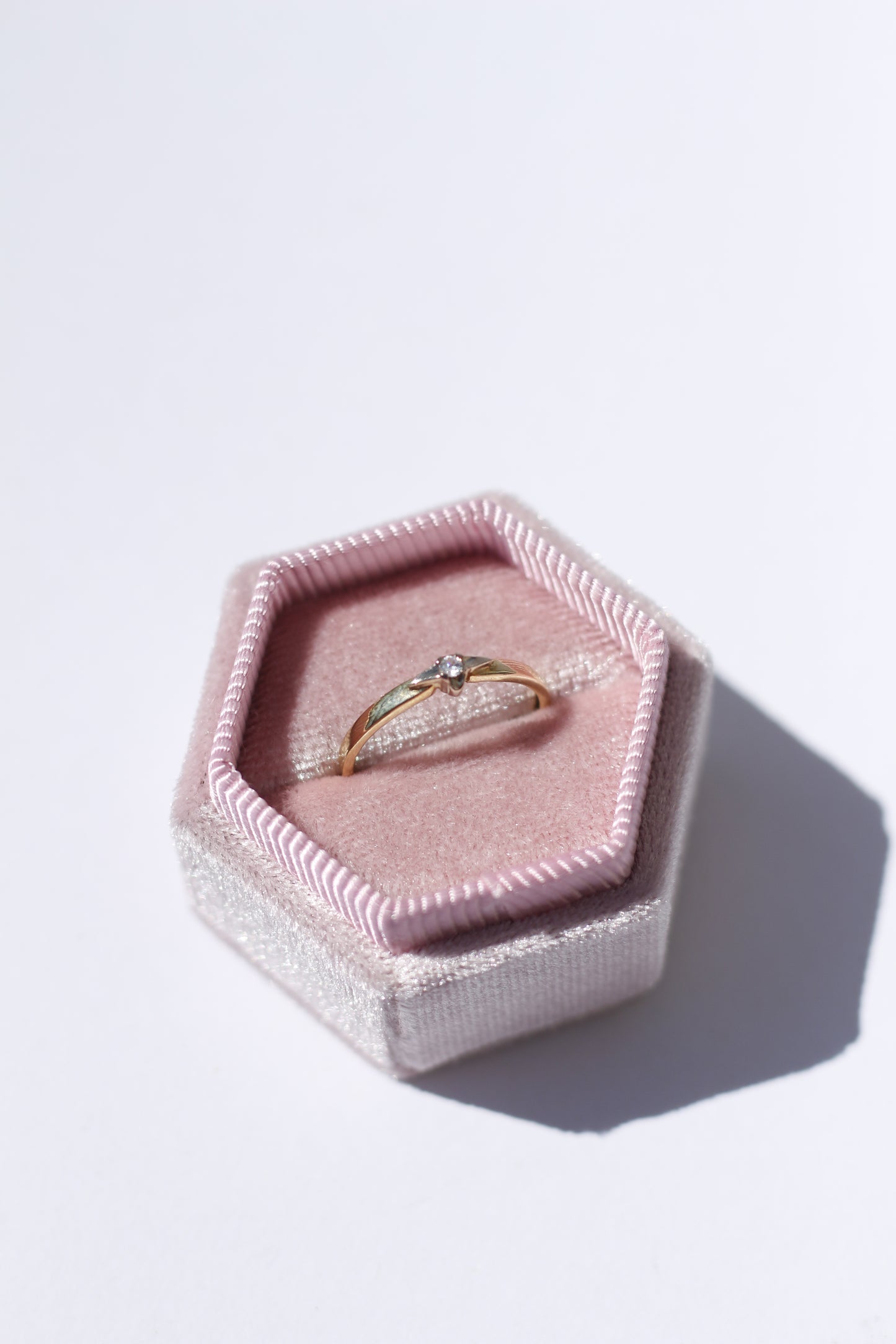 Star 14K Gold Diamond Ring